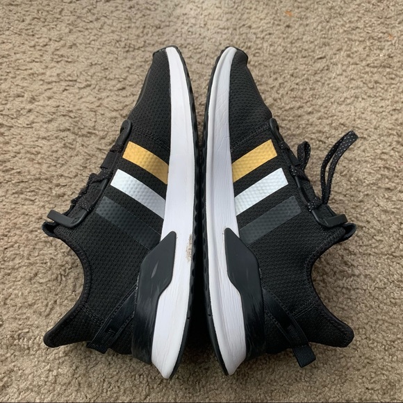 Adidas Originals U Phat Run Size 8.5 mens Color black/Gold/silver Style FW2323 - Picture 2 of 11